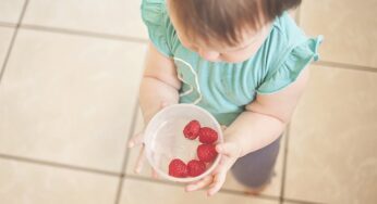 Come aiutare i nostri figli ad avere un rapporto equilibrato e sano con il cibo