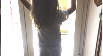 5 attività montessoriane per la cura della casa