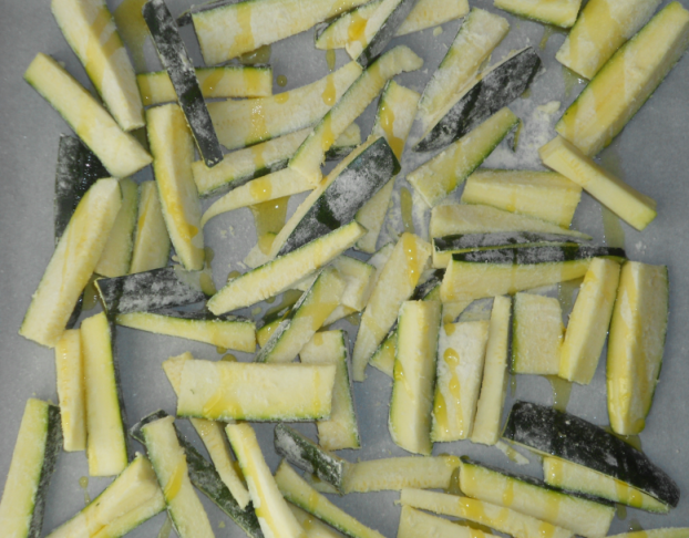Crostini e zucchine al forno