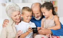 cosa regalare ai nonni per Natale