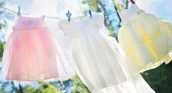 Comprare il guardaroba per i bambini con i saldi