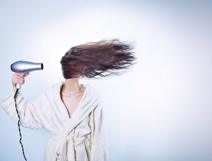 Come combattere i capelli crespi